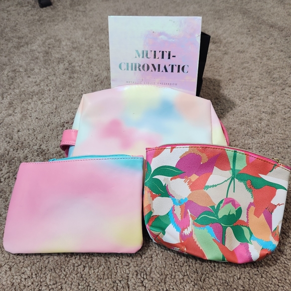 Makeup bundle - Picture 3 of 6